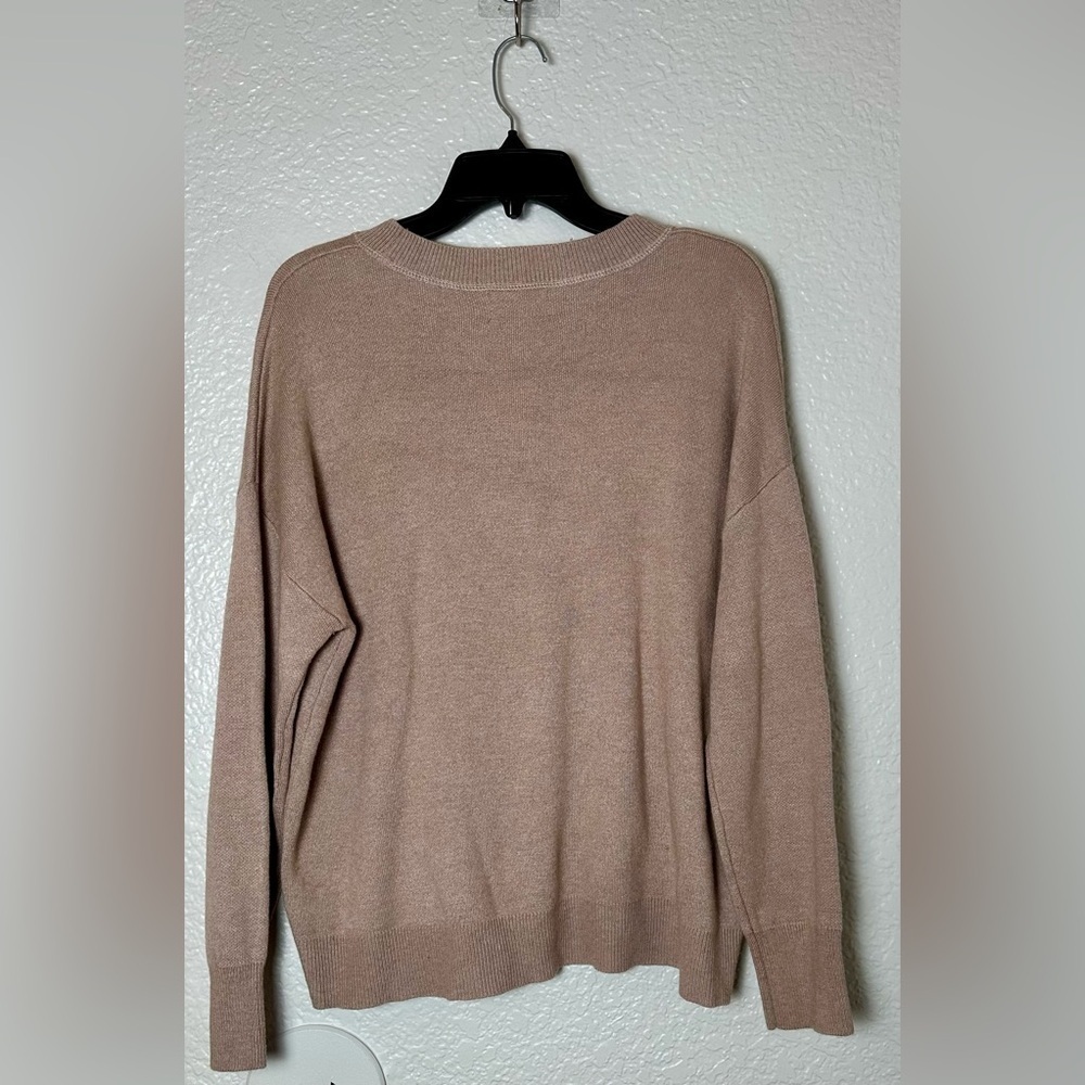 Universal Thread Beige Sweater - Picture 3 of 3